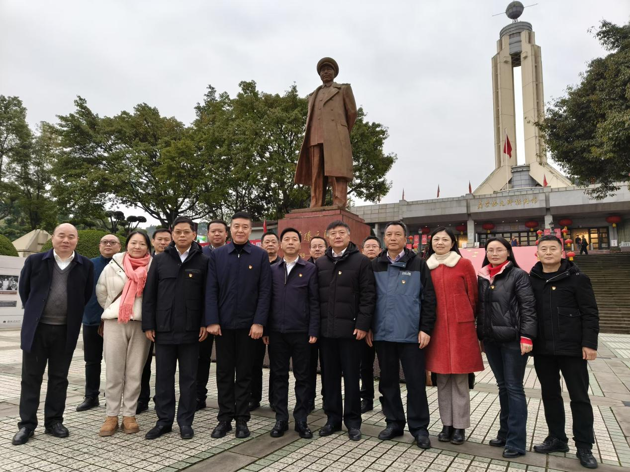重庆市地震局党组理论学习中心组开展“新春第一课”调研活动