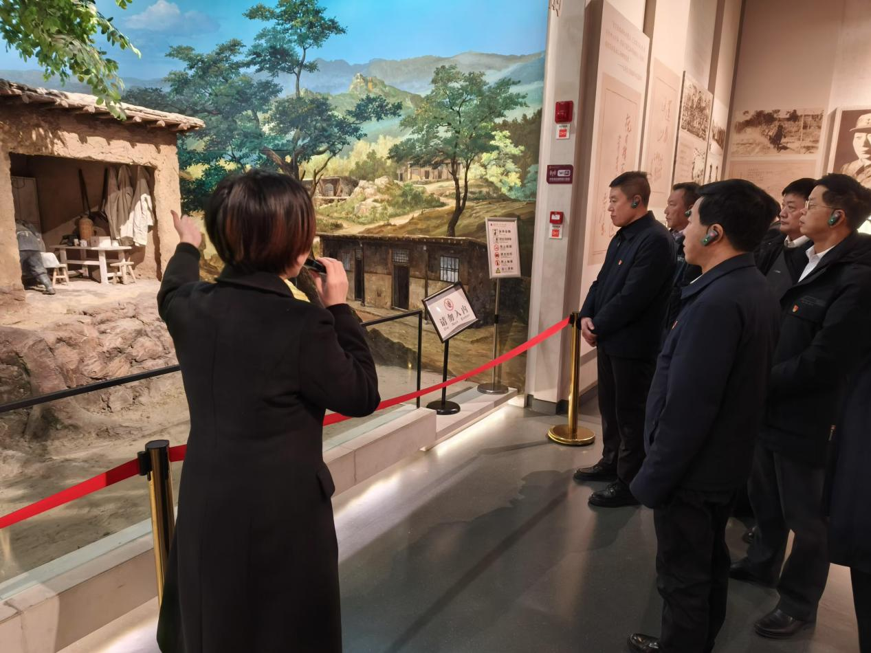 重庆市地震局党组理论学习中心组开展“新春第一课”调研活动2