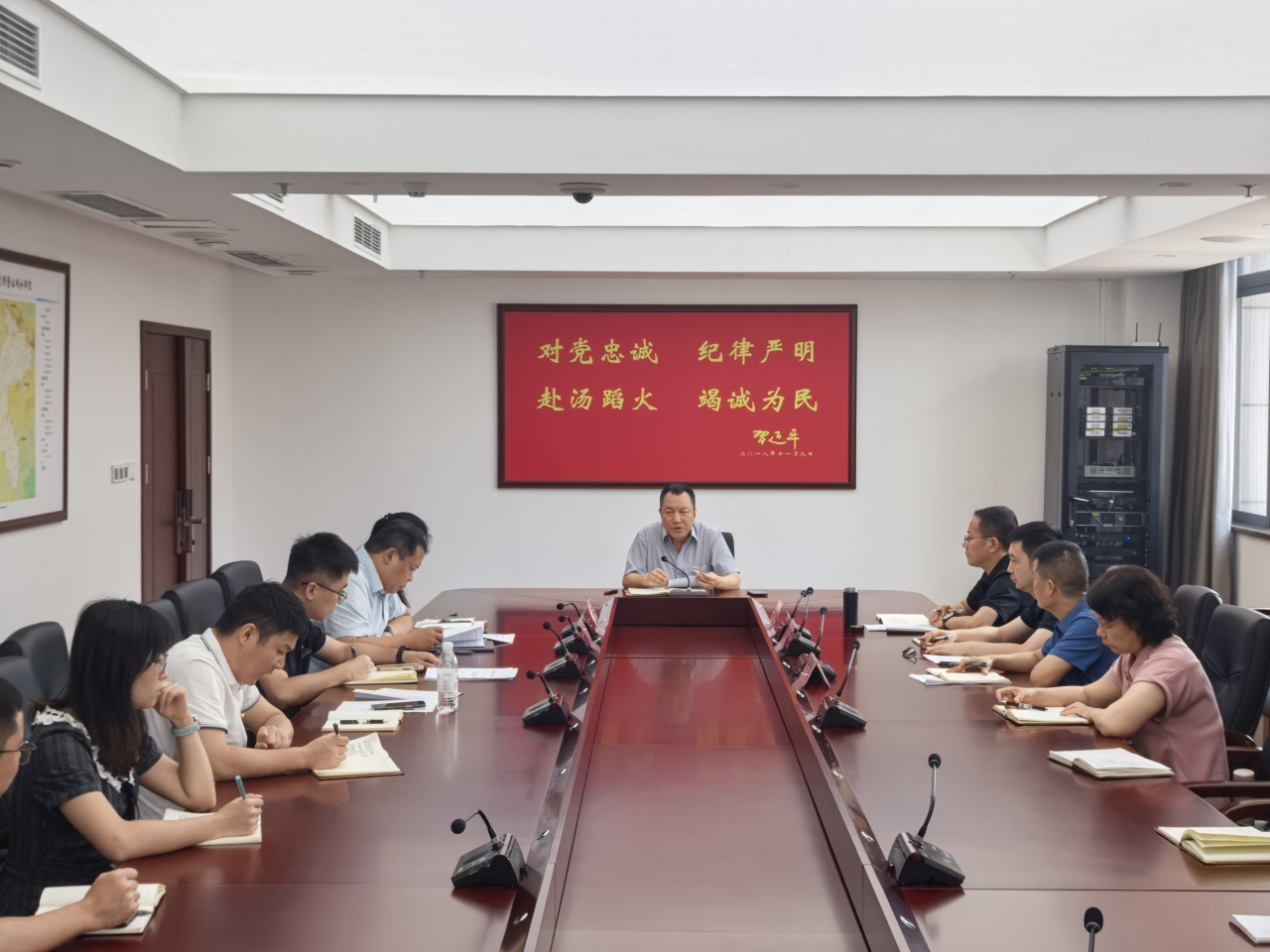李贵先听取分管部门（单位）党建与全面从严治党工作汇报