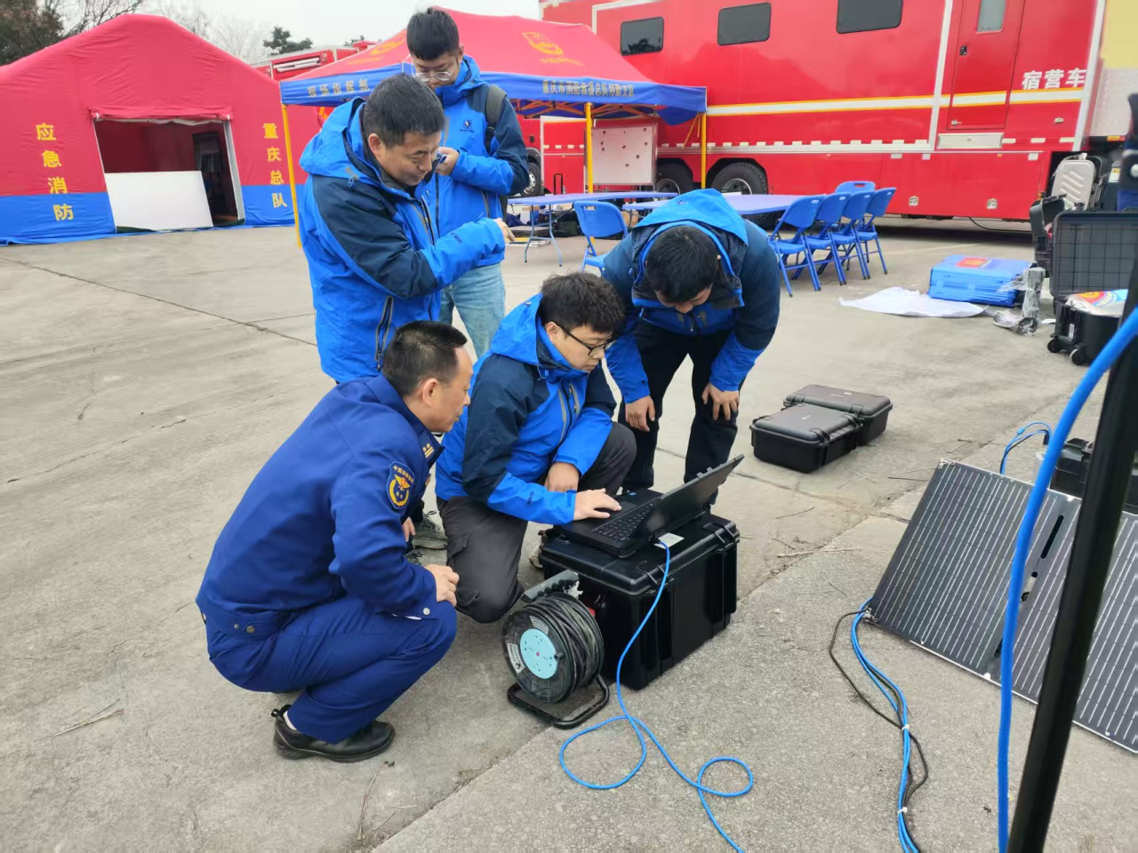 重庆市地震局联合市消防救援局开展地震灾害救援实战演练